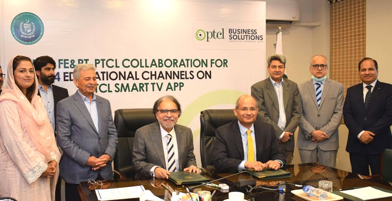 Ministry of Federal Education & Professional Training signs contract with PTCL to run 04 educational channels on PTCL Smart TV App
